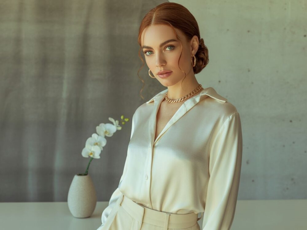 bluzka do kremowych spodni