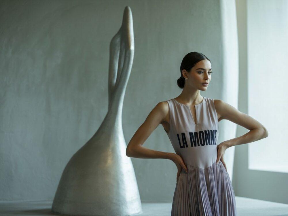 detale materiału sukienki