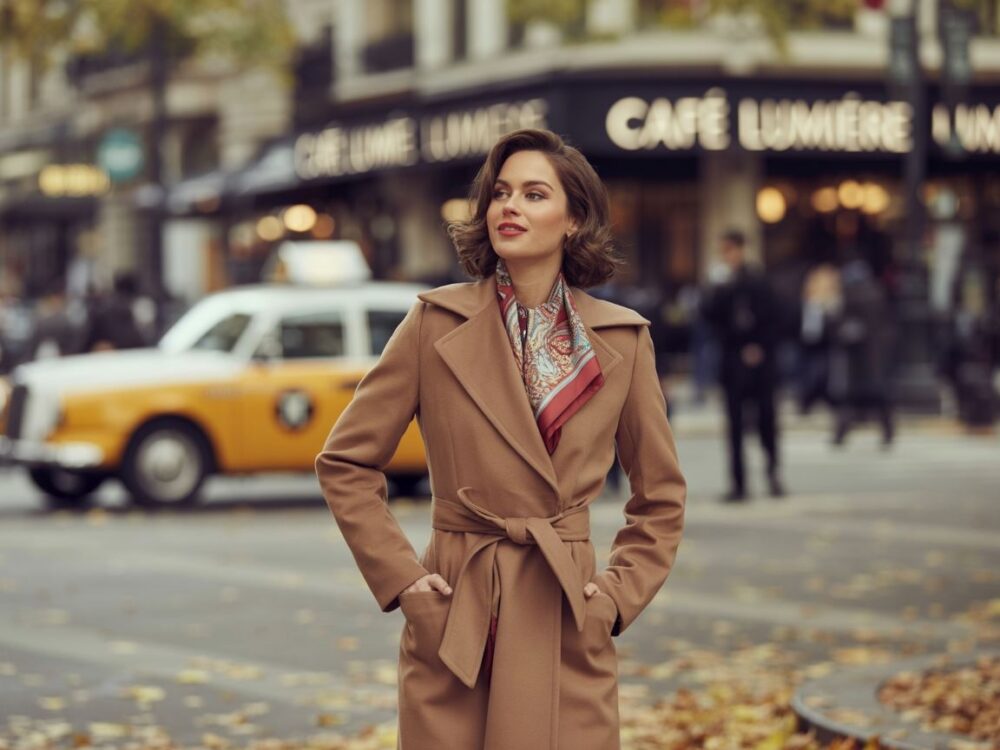 karmelowy płaszcz z szalem