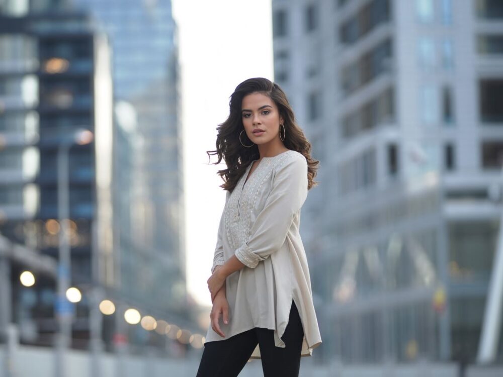 modna stylizacja z tuniką