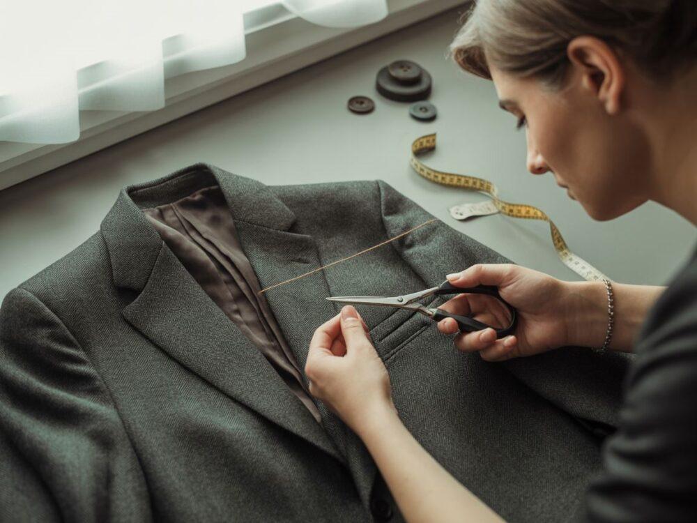 wypruwanie poduszek z marynarki